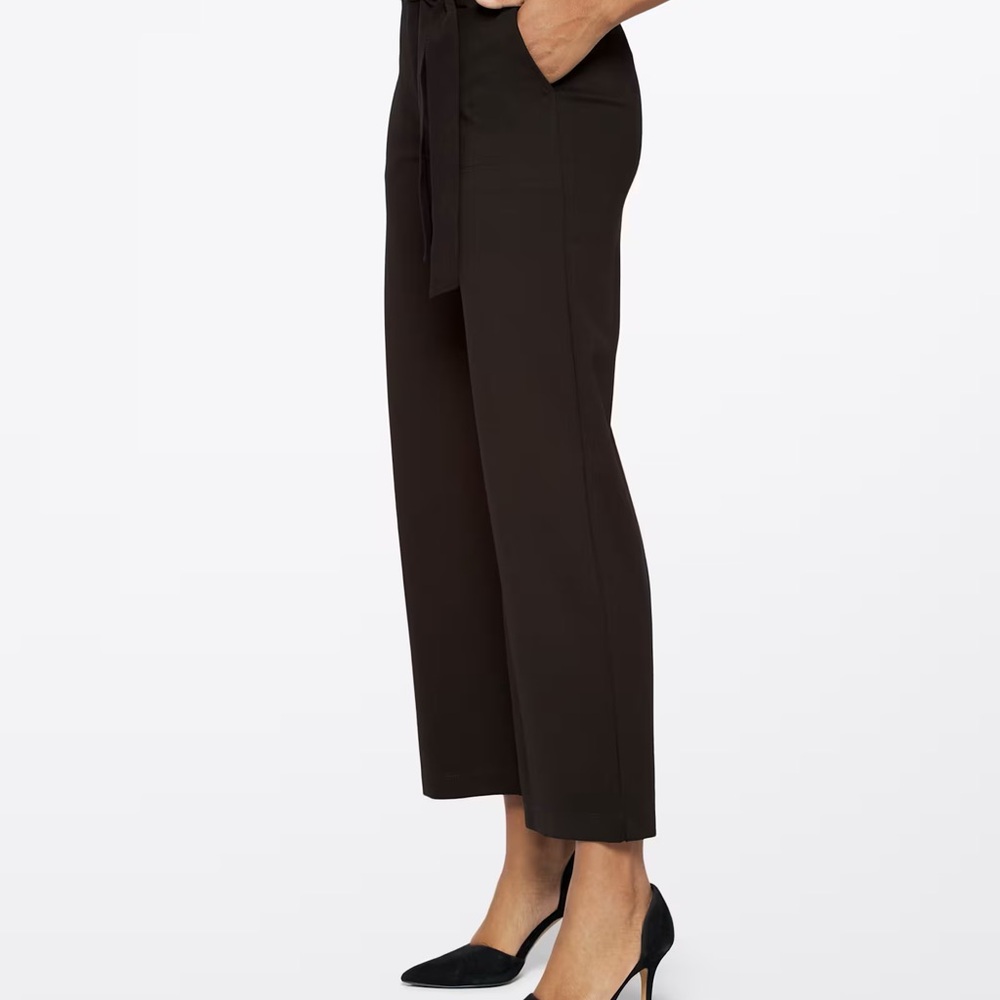 NWOT Black Kut From The Kloth Elastic Belted Back Pleated Wide Leg Pant- Size 6 - Picture 2 of 11